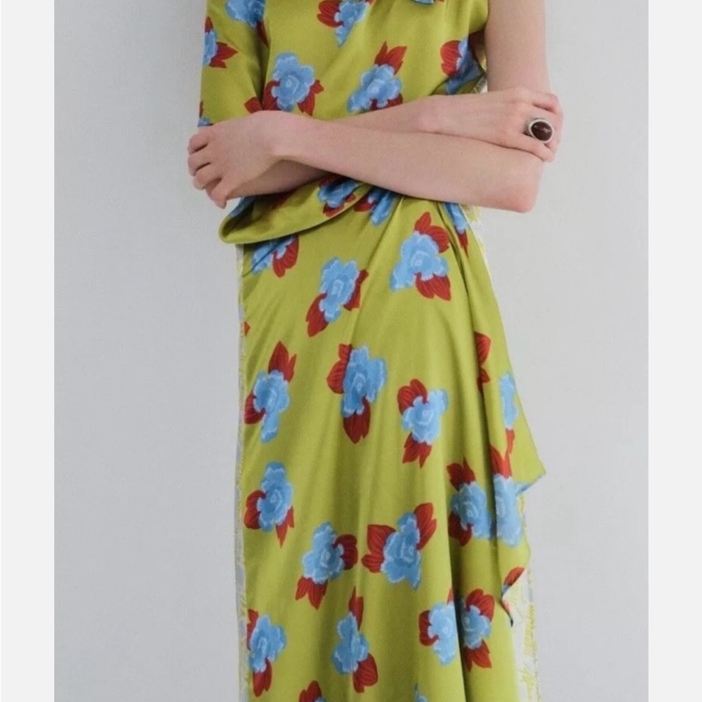 Zara Limited Edition 100% Silk Floral Dress